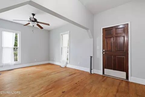 7805 Heiskell Rd, Powell, TN 37849 photo 6
