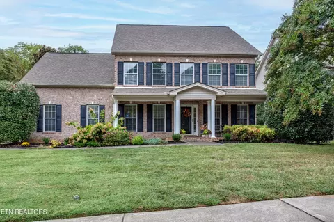 10245 Canton Place Ln, Knoxville, TN 37922