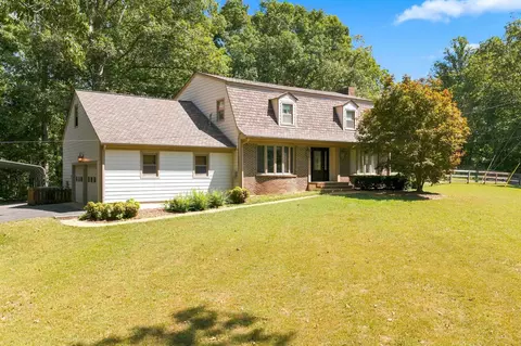 270 Harpeth Hills Dr, Kingston Springs, TN 37082
