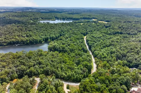54 Hemlock Ln # B, Spencer, TN 38585