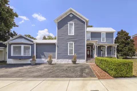 1000 S High St, Columbia, TN 38401