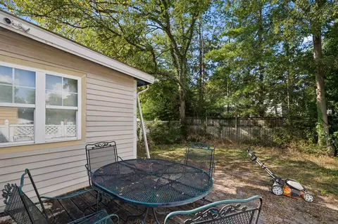 Exterior - 817 E Vine St, Murfreesboro, TN 37130 photo 6 of 8
