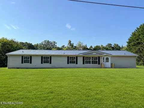10326 Patsy Cline Way, Strawberry Plains, TN 37871