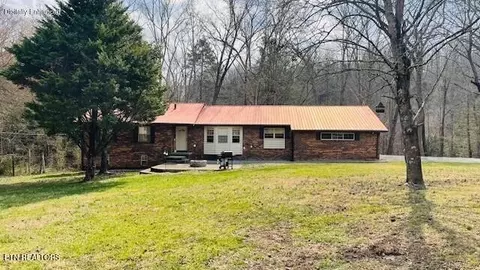 2190 Baker Hwy Hwy 63, Huntsville, TN 37756