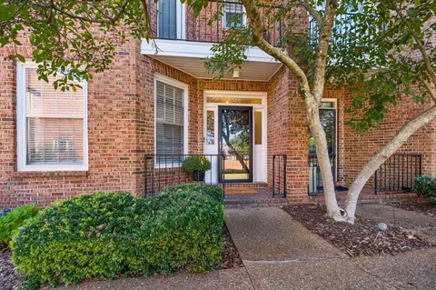 4220 Lone Oak Rd, Nashville, TN 37215