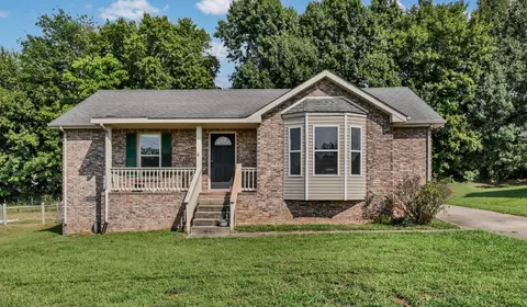 274 Moncrest Dr, Clarksville, TN 37042
