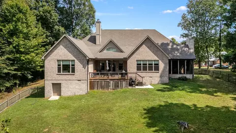 Exterior - 215 Flora Ln, Manchester, TN 37355 photo 12 of 19
