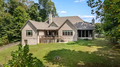Exterior - 215 Flora Ln, Manchester, TN 37355 photo 13 of 19