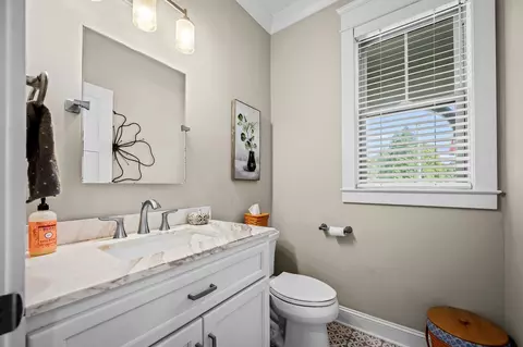 Bath - 215 Flora Ln, Manchester, TN 37355 photo 7 of 7
