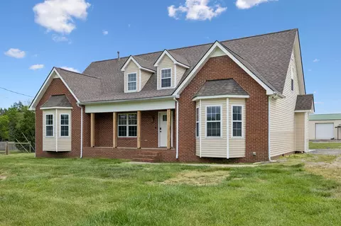 1985 Egypt Rd, Chapel Hill, TN 37034