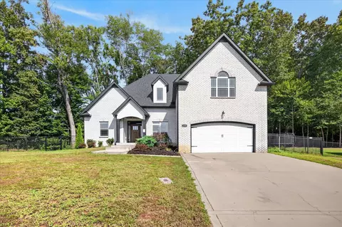 3298 Dabney Ln, Clarksville, TN 37043