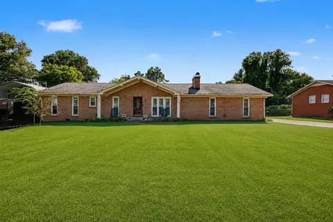 609 Cumberland Dr, Columbia, TN 38401