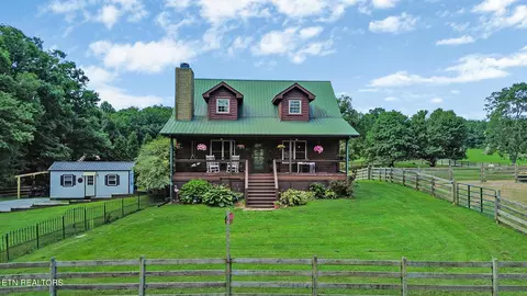 172 Taft Story Rd, Jamestown, TN 38556