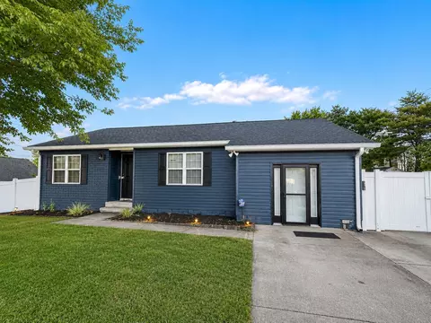 1124 Nelson Dr, Madison, TN 37115