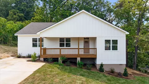 1413 Melody Ln, Chattanooga, TN 37412