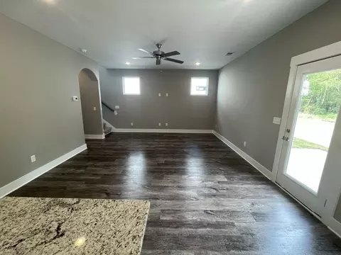 Living - 2235 Barringer Ln, Murfreesboro, TN 37128 photo 5 of 7
