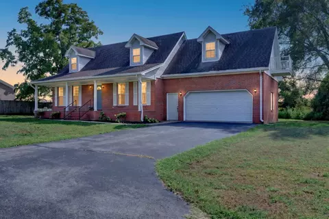 7035 Princeton Rd, Hopkinsville, KY 42240