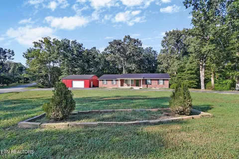 329 Dillon St, Crossville, TN 38555