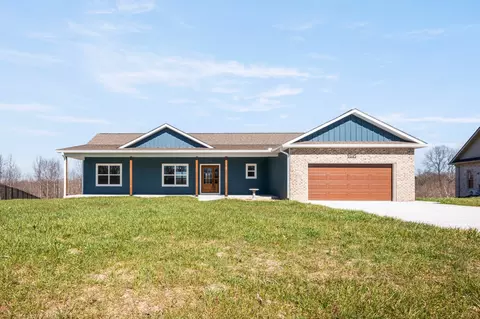 Exterior - 9345 Fox Hill Rd, Baxter, TN 38544 photo 4 of 16