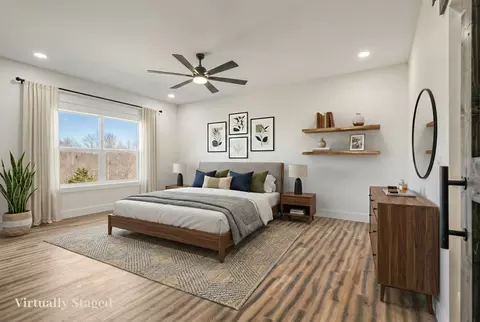 Bedroom - 9345 Fox Hill Rd, Baxter, TN 38544 photo 1 of 8