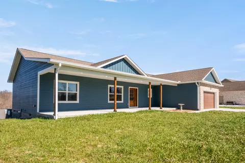 Exterior - 9345 Fox Hill Rd, Baxter, TN 38544 photo 11 of 16