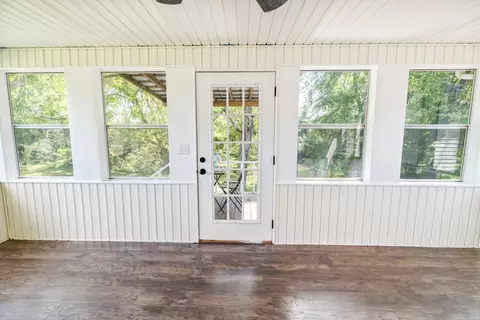Exterior - 10501 Viola Rd, Morrison, TN 37357 photo 8 of 11