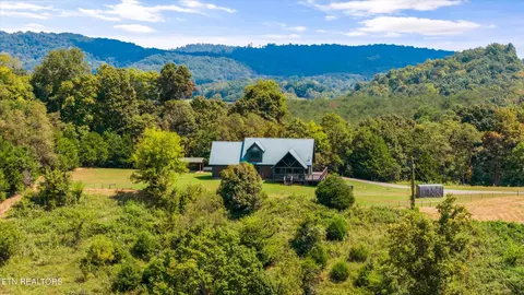 850 Mynatt Dr, Blaine, TN 37709