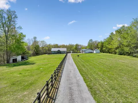 3010 Spencer Mill Rd, Bon Aqua, TN 37025