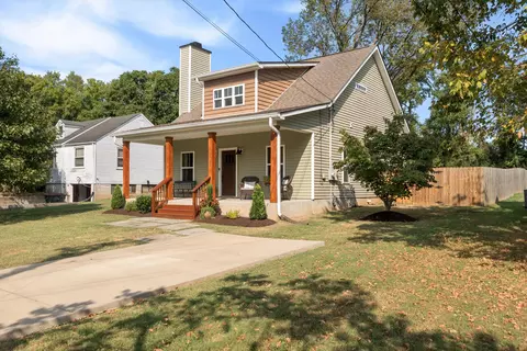 2525 Flamingo Dr, Nashville, TN 37207