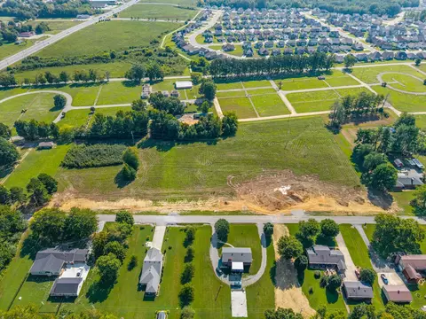 7 Harper Rd, Clarksville, TN 37043