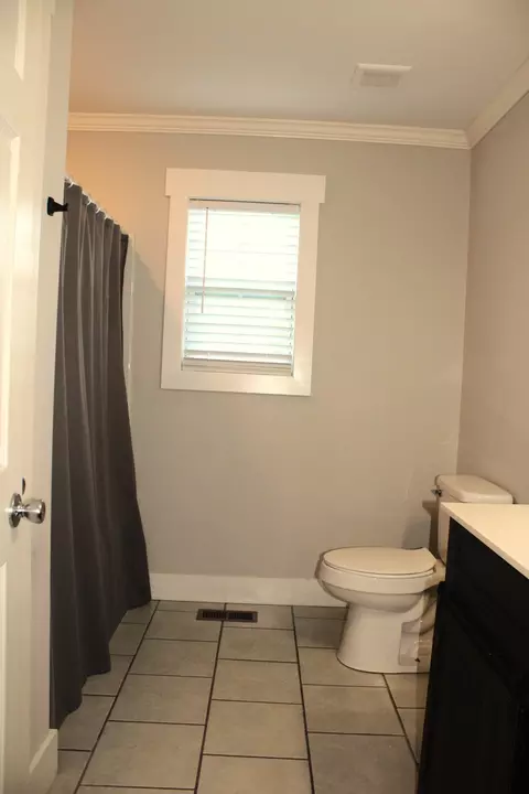 Bath - 90 Allred Rd, Decherd, TN 37324 photo 3 of 4