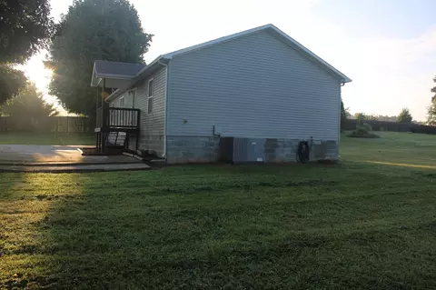Exterior - 90 Allred Rd, Decherd, TN 37324 photo 2 of 5