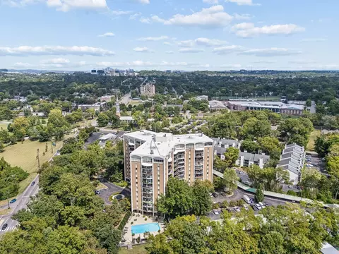4215 Harding Pike #711, Nashville, TN 37205