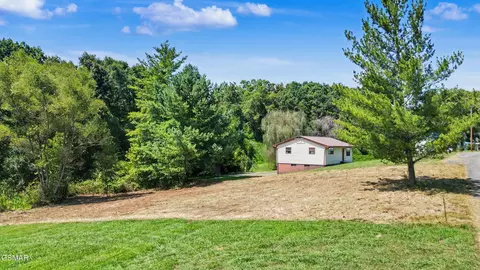 311 Shag Rd, Newport, TN 37821
