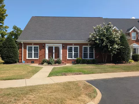 51 Wyndermere, Hendersonville, TN 37075