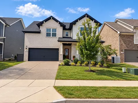 339 Turfway Park, Gallatin, TN 37066