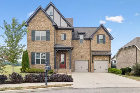 2944 Hadley Close Ln, Thompsons Station, TN 37179