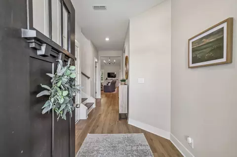 Entry Way - 2329 Fig Dr, Murfreesboro, TN 37127 photo 2 of 10