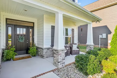 Exterior - 2329 Fig Dr, Murfreesboro, TN 37127 photo 3 of 8