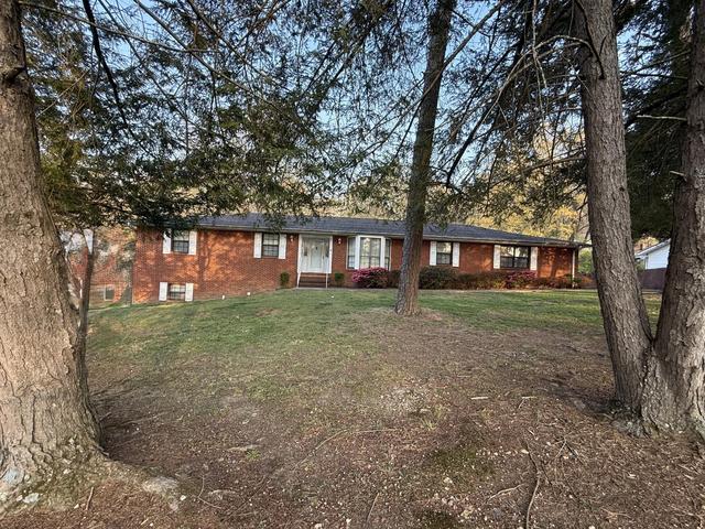528 S Seminole Dr, Chattanooga, TN 37412