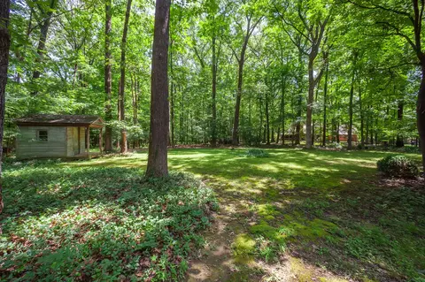 Exterior - 53 Hampstead Cv, Jackson, TN 38305 photo 8 of 9