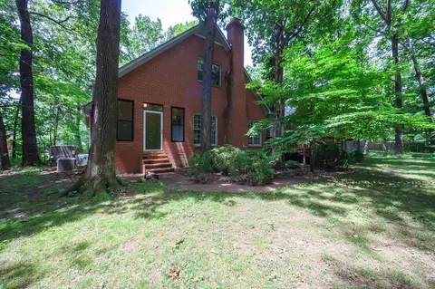 Exterior - 53 Hampstead Cv, Jackson, TN 38305 photo 5 of 9
