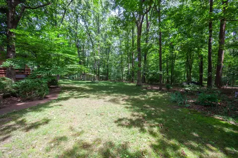 Exterior - 53 Hampstead Cv, Jackson, TN 38305 photo 4 of 9