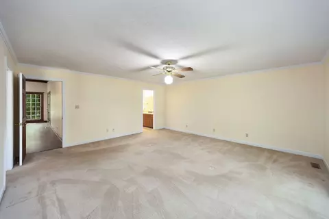 Bedroom - 53 Hampstead Cv, Jackson, TN 38305 photo 4 of 9