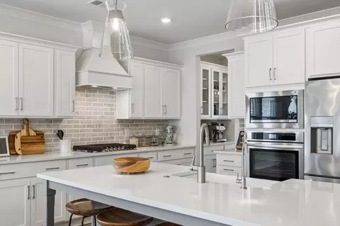 Kitchen - 3221 Chatfield Dr, Murfreesboro, TN 37129 photo 6 of 6