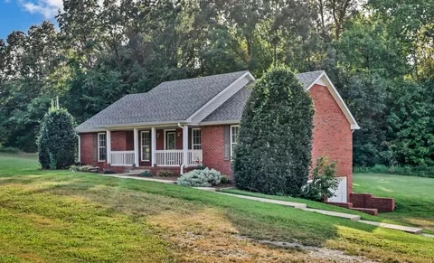 3736 Mcgregor Rd, Adams, TN 37010