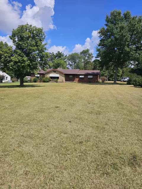 1026 Union St, Shelbyville, TN 37160