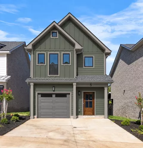 55 Holland Park W, Clarksville, TN 37043