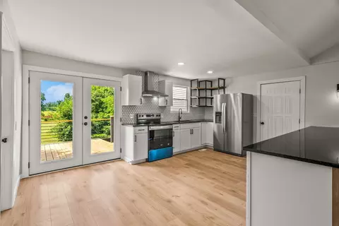 Kitchen - 4919 Pulliam Hardaway Rd, Springfield, TN 37172 photo 4 of 8