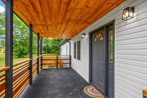Exterior - 4919 Pulliam Hardaway Rd, Springfield, TN 37172 photo 2 of 19
